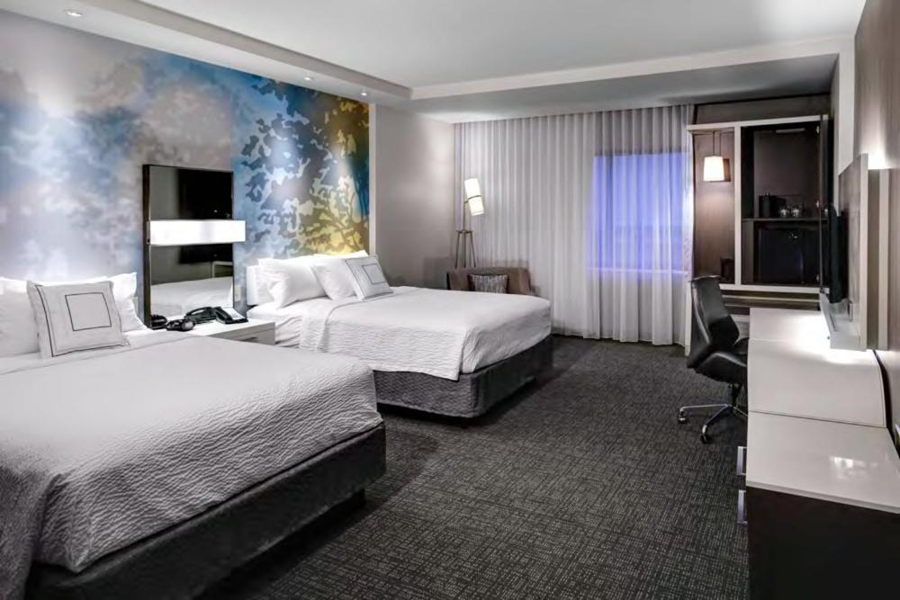 מלון Courtyard By Marriott קרולטון מראה חיצוני תמונה