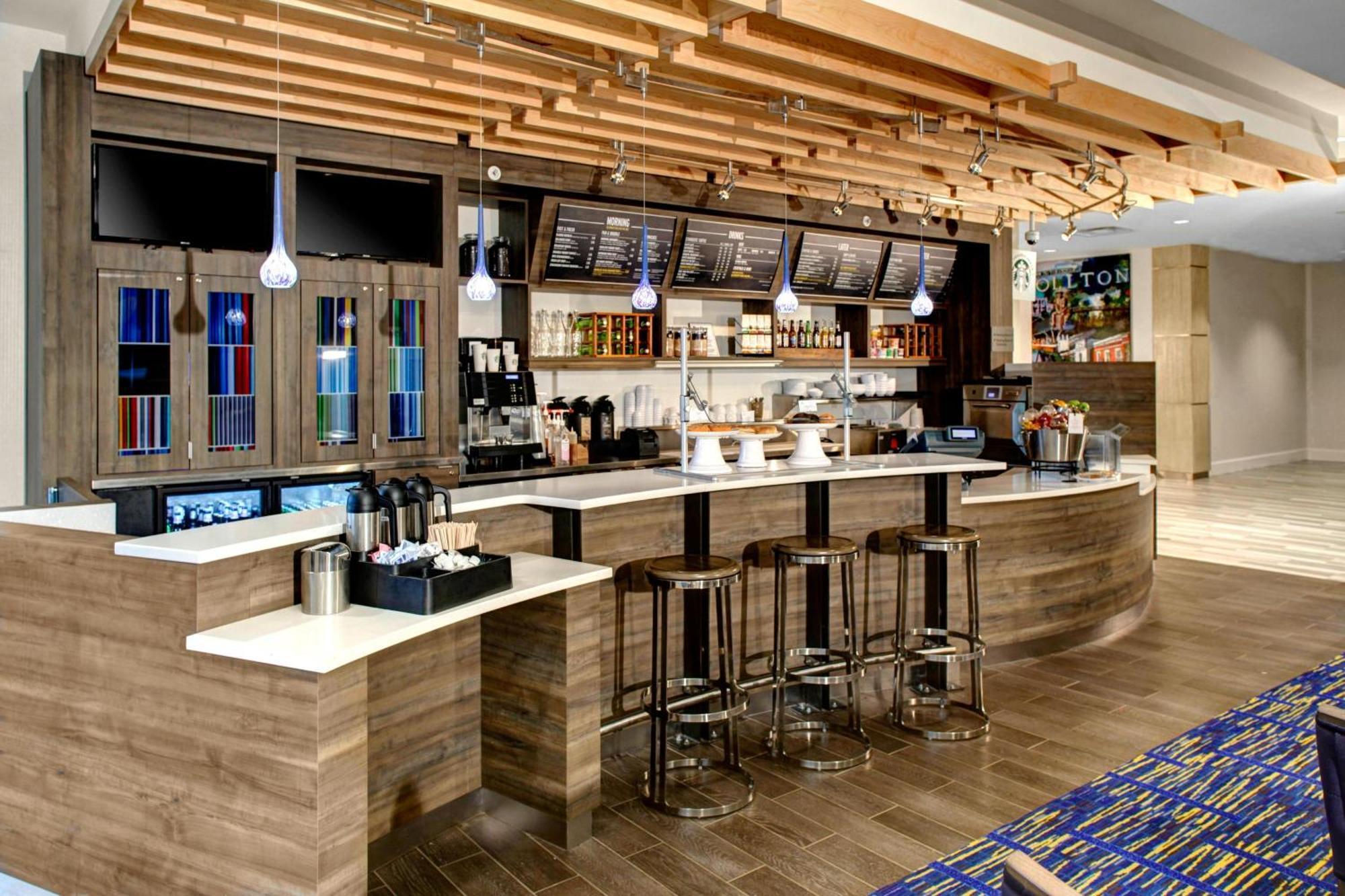 מלון Courtyard By Marriott קרולטון מראה חיצוני תמונה