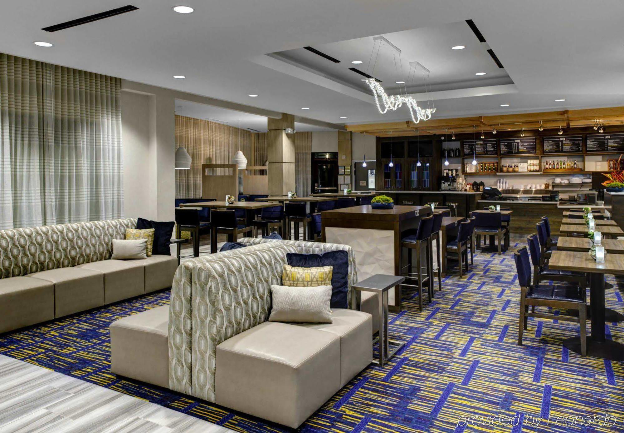מלון Courtyard By Marriott קרולטון מראה חיצוני תמונה