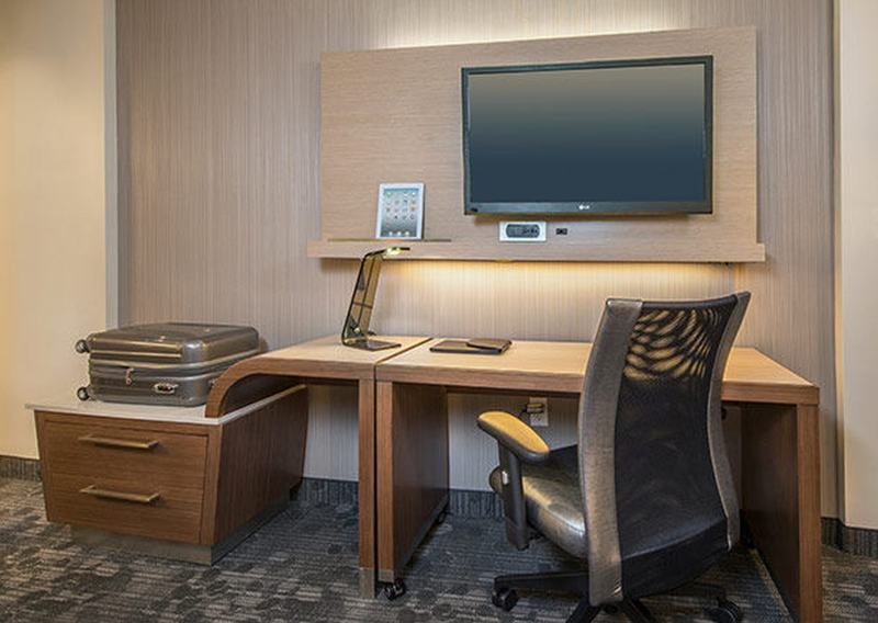 מלון Courtyard By Marriott קרולטון מראה חיצוני תמונה